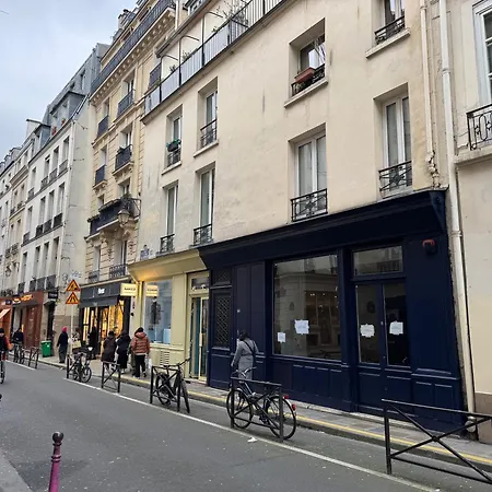 Appartamento Design Au Coeur Du Marais Parigi